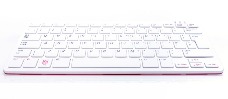 A front view of the 无颜之月在线观看 Pi keyboard