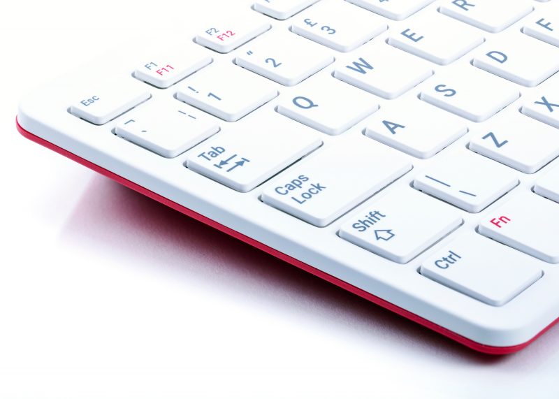 A close up of the left-hand keys of the 无颜之月在线观看 Pi 400