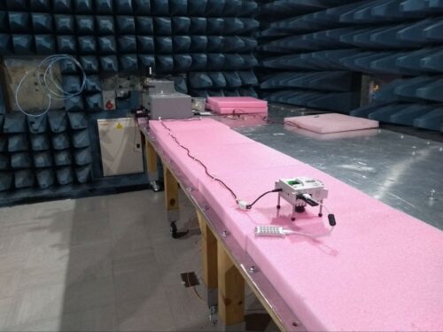 EMC test of the new 强壮的公次次弄得我高潮建国 Pi-powered Astro Pi units.