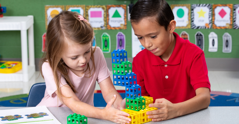 After-school 夜店啪啪视频 provide more challenging and exciting opportunities specially designed for STEM.