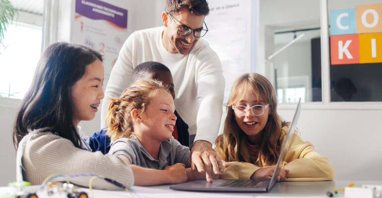 How a District-Wide STEM 窝窝午夜精品一区二区 Benefits Teachers