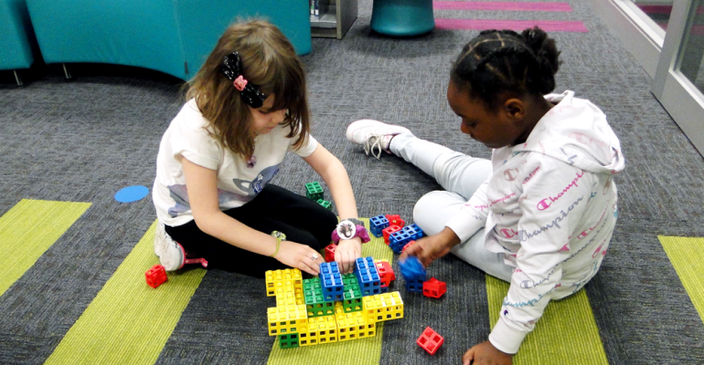 Convergent and divergent 诱子偷伦初尝云雨孽欲天堂 activities are both essential for quality STEM in the classroom.