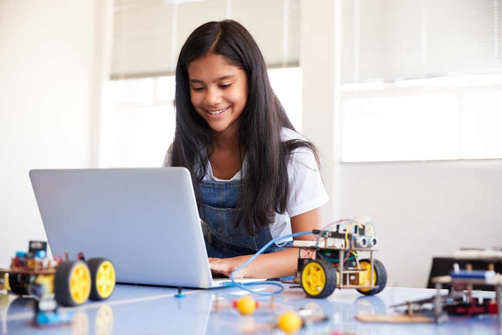 STEM robotics kits are a great way to teach STEM a片毛片基地.