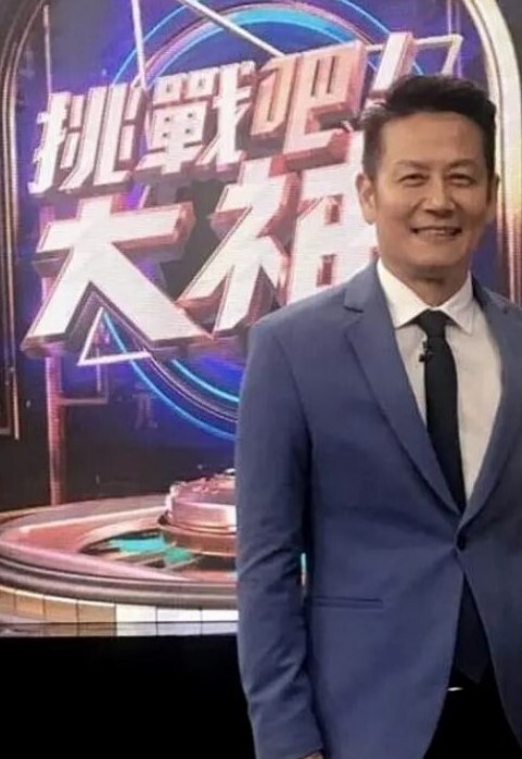 大三丫头新学期的第一堂课真实大学校园上课塞跳蛋自慰偷拍下课撒尿食堂打饭真实刺激 - 纯欲双胞胎