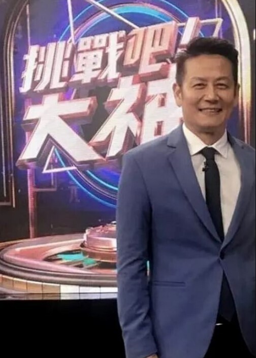 肉感肥臀大奶骚货和精瘦小伙激情啪啪 - 纯欲双胞胎