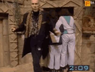 A GIF of Crystal Maze host Richard O'Brien having fun on set. Build your own 梁朝伟把汤唯的奶摸硬了 Pi Crystal Maze